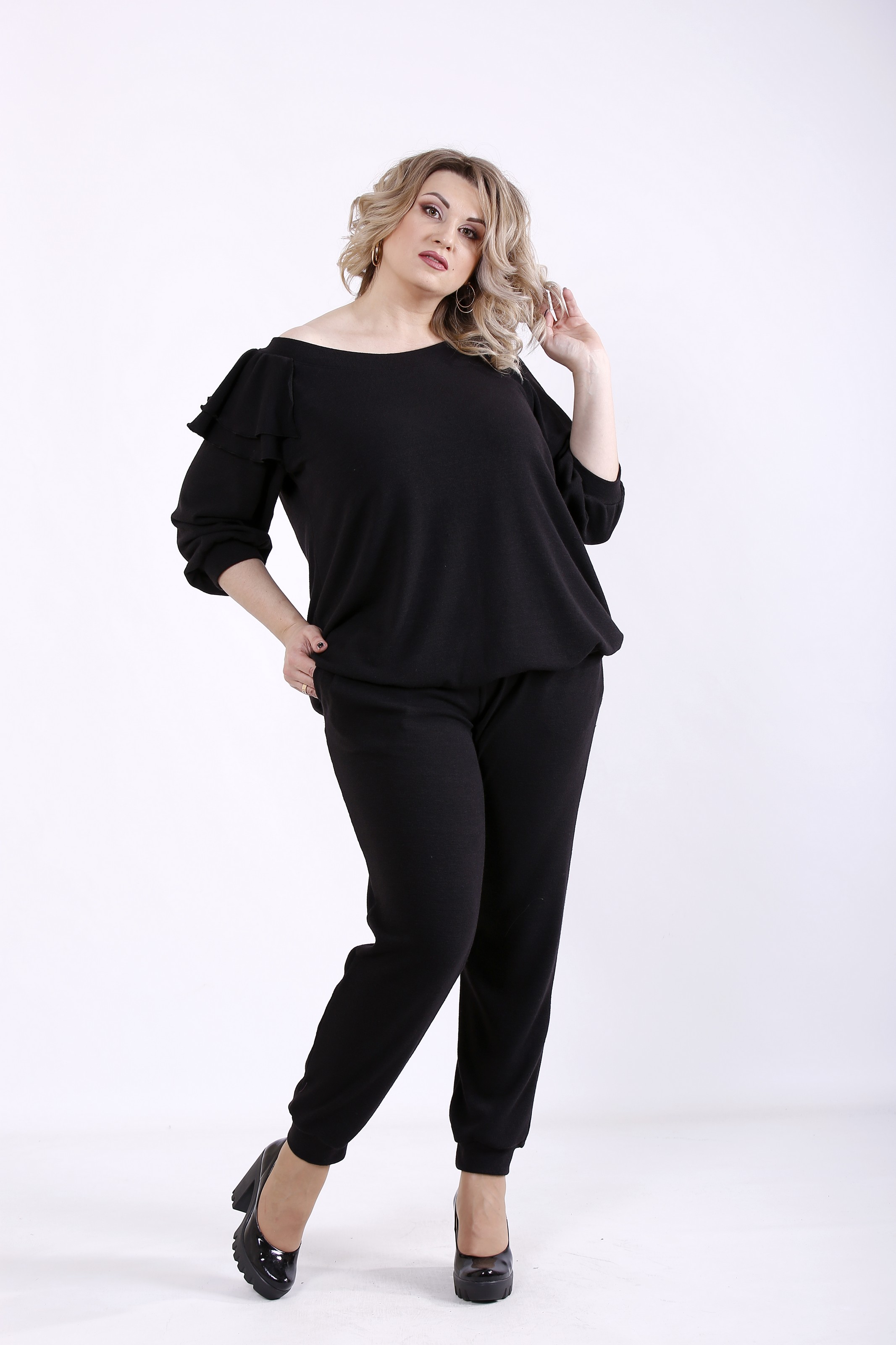 

Комплект: кофта и брюки GARRY-STAR 01356-3  Черный, Комплект: кофта и брюки GARRY-STAR 01356-3 42 Черный