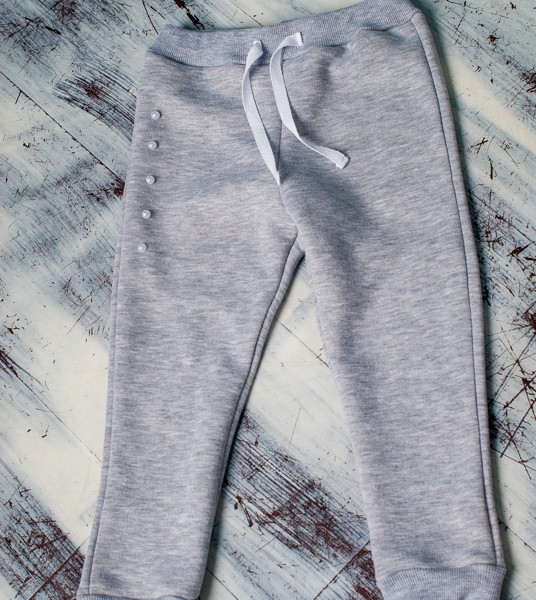 

Спортивные брюки Little Bunny с бусинами 152см Серые