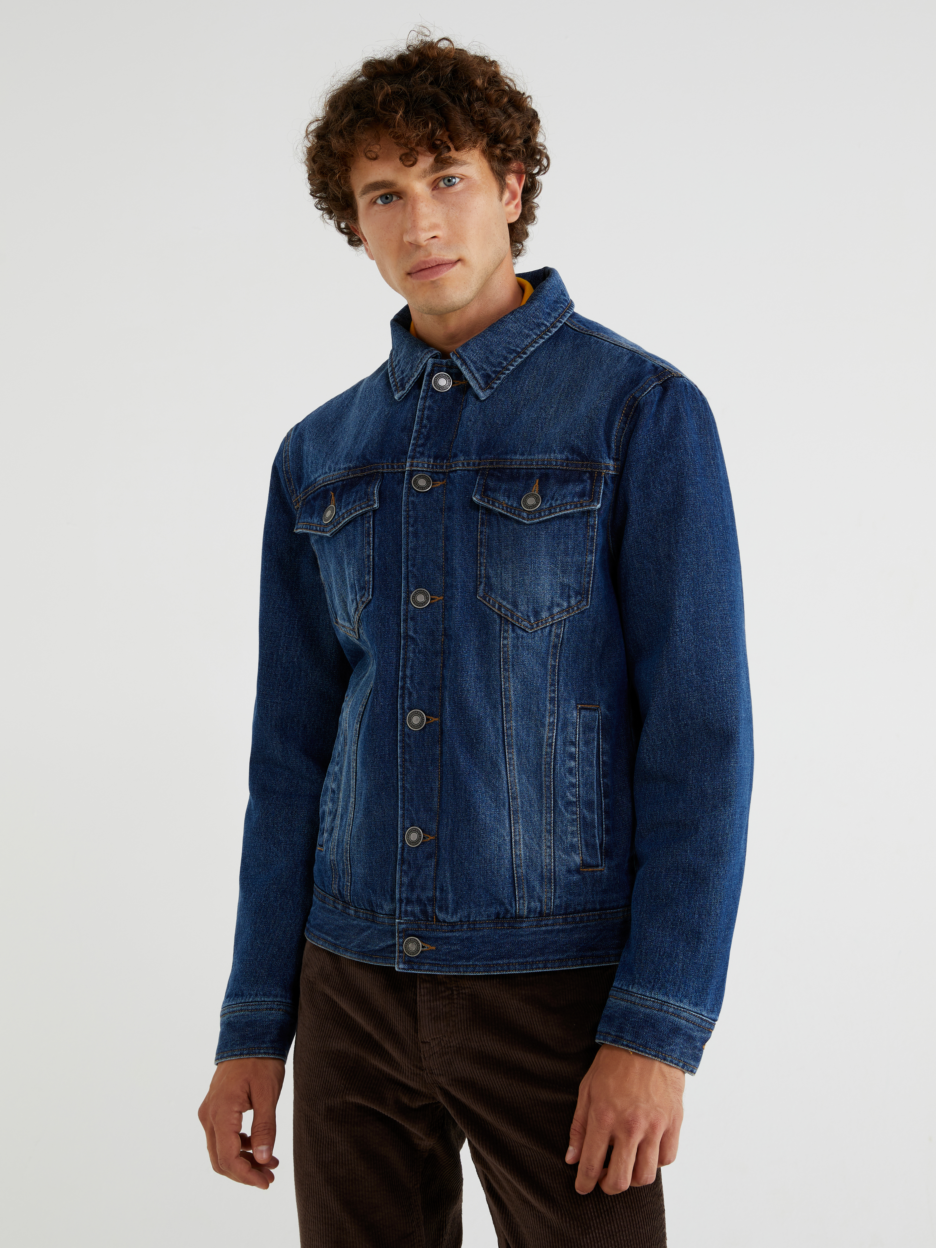 

Джинсовая куртка United Colors of Benetton 2AW753EX8-901 L