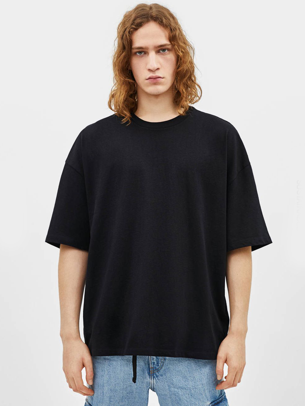 

Футболка Bershka 3094-880-800 M Черная