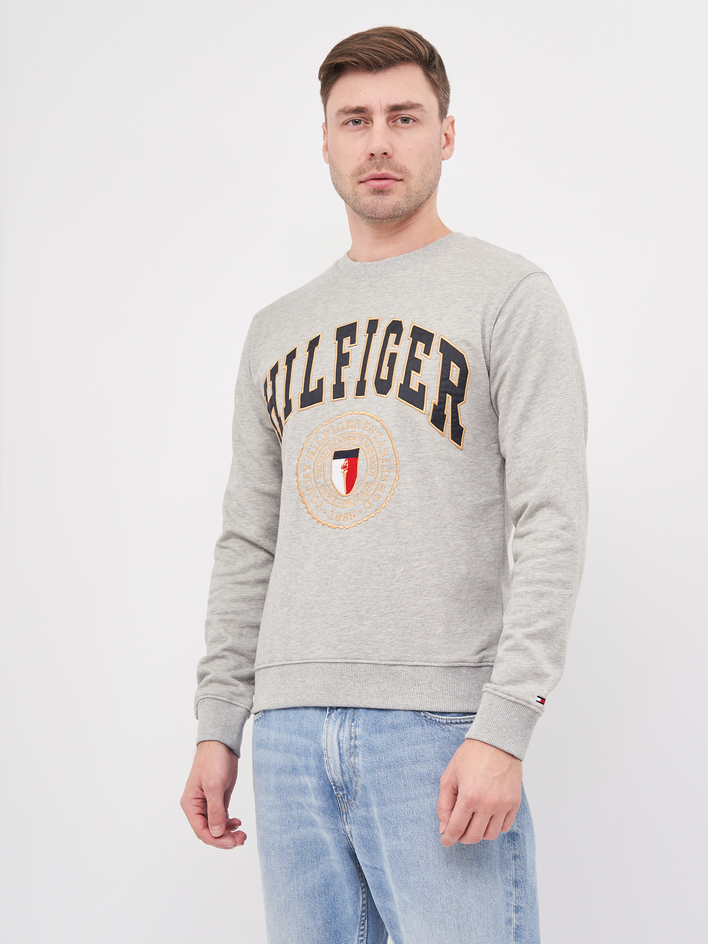 

Свитшот Tommy Hilfiger 10393.2 L (48) Серый