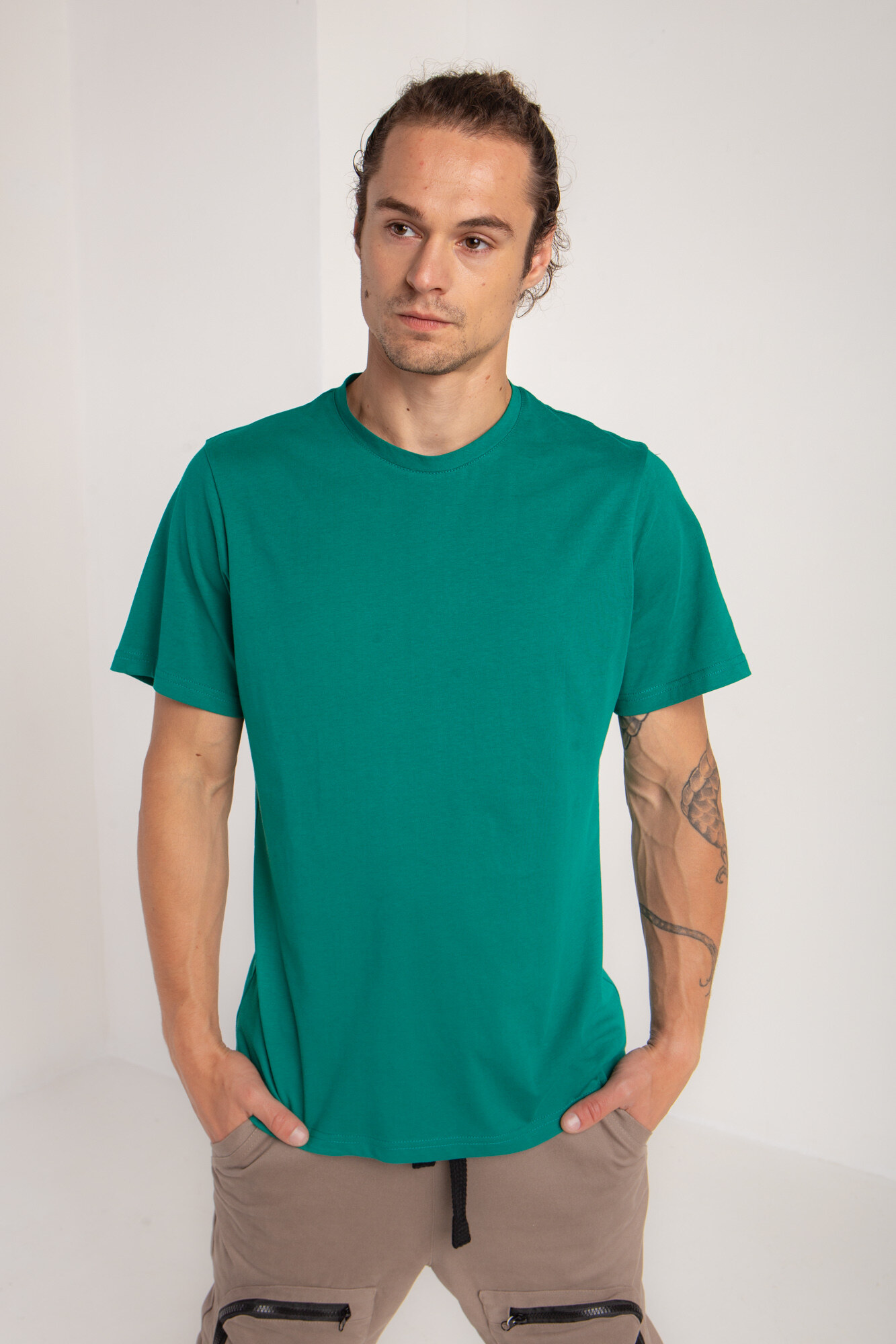 

Футболка GEN мужская DAN S Зеленый