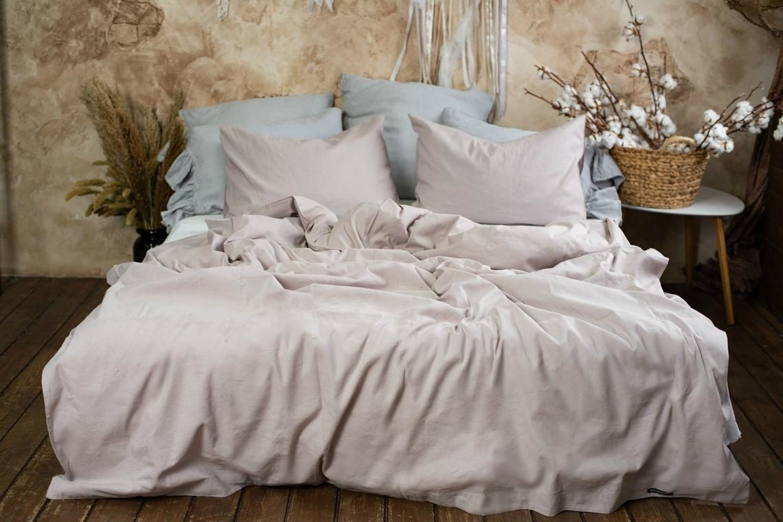 

Комплект постельного белья LinenLove Loft Pale Rose 200х220 см Пыльная роза