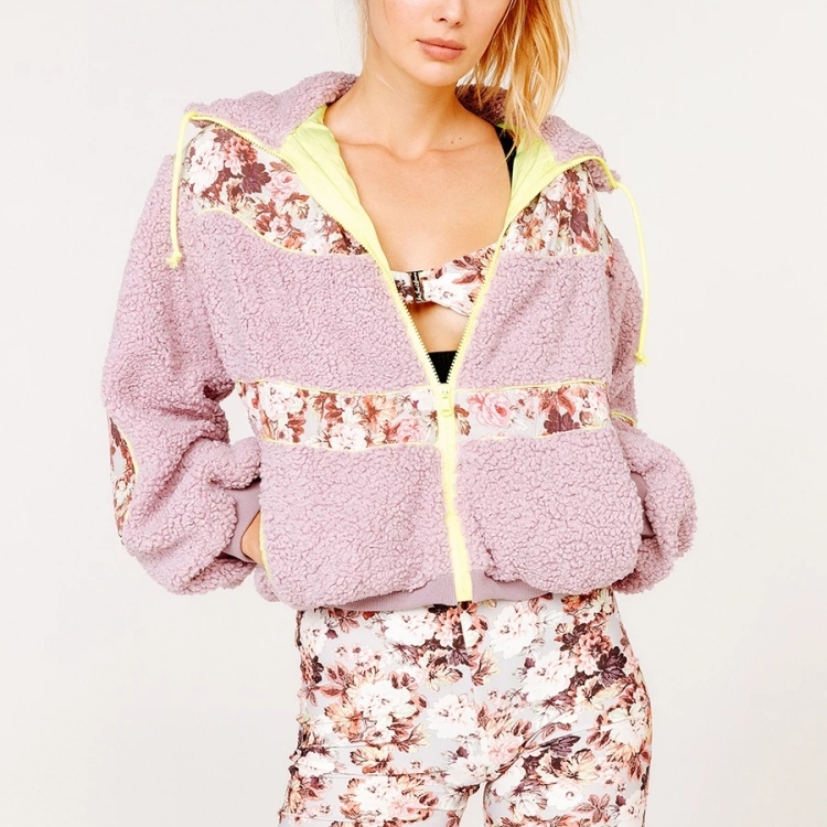 

Куртка женская из комбинированного материала Pink flowers Berni Fashion () Фиолетовый, Куртка женская из комбинированного материала Pink flowers Berni Fashion (S) Фиолетовый