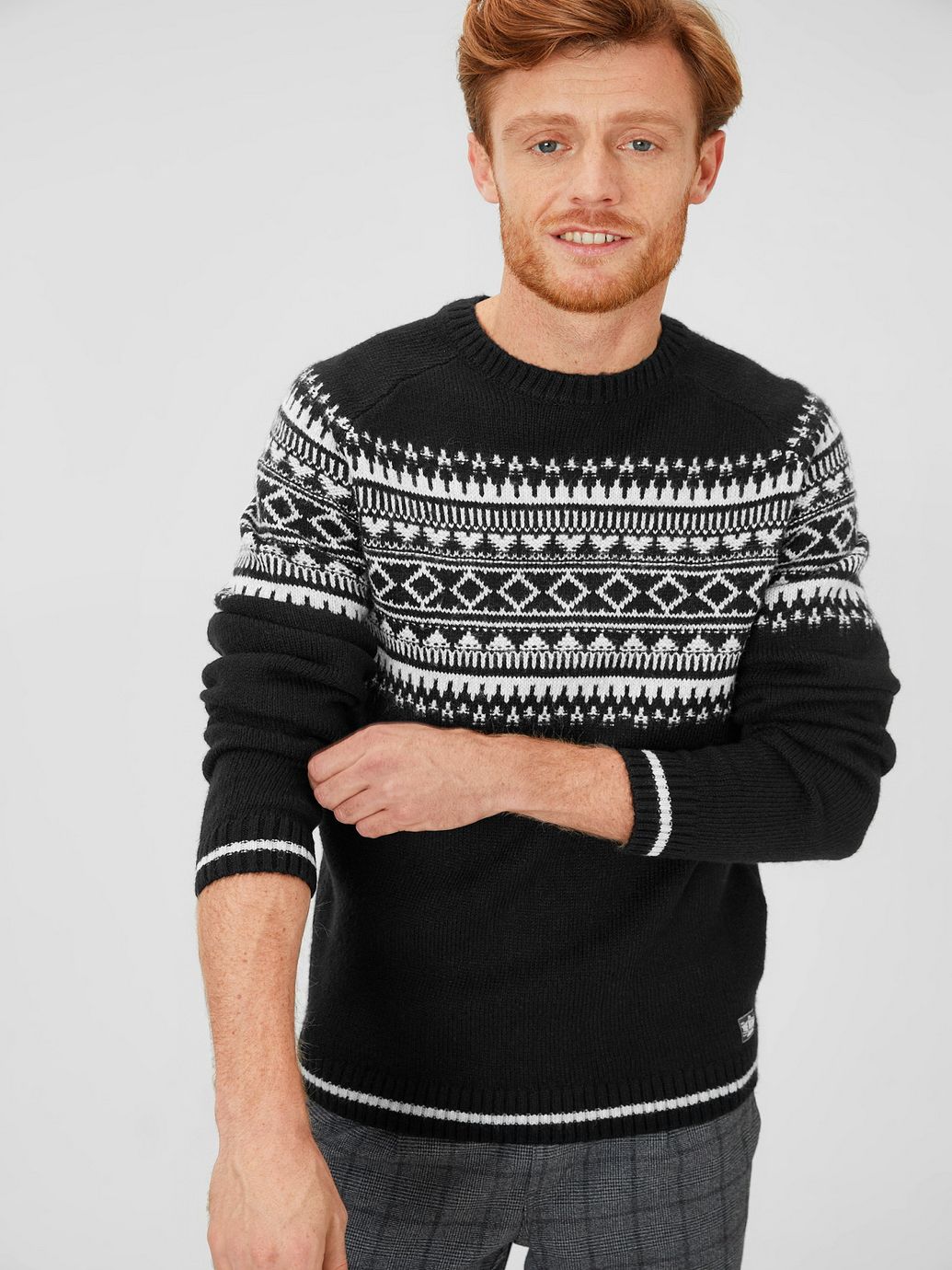 

Джемпер C&A 84794-2062228 3XL Черный