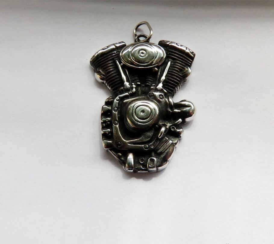 

Кулон двигатель Maxi Silver Maxi Silver 5624