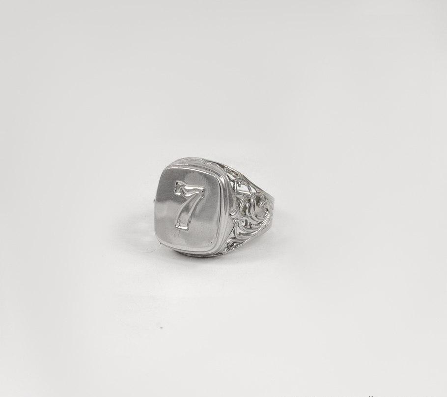 

Печатка именная Maxi Silver 5761 ZL, размер 17.5