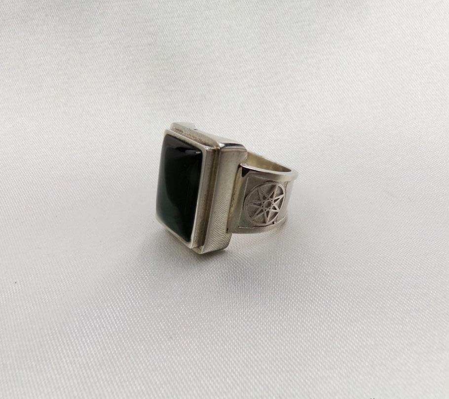 

Печатка с большим ониксом Maxi Silver 5426 ZL, размер 16.5