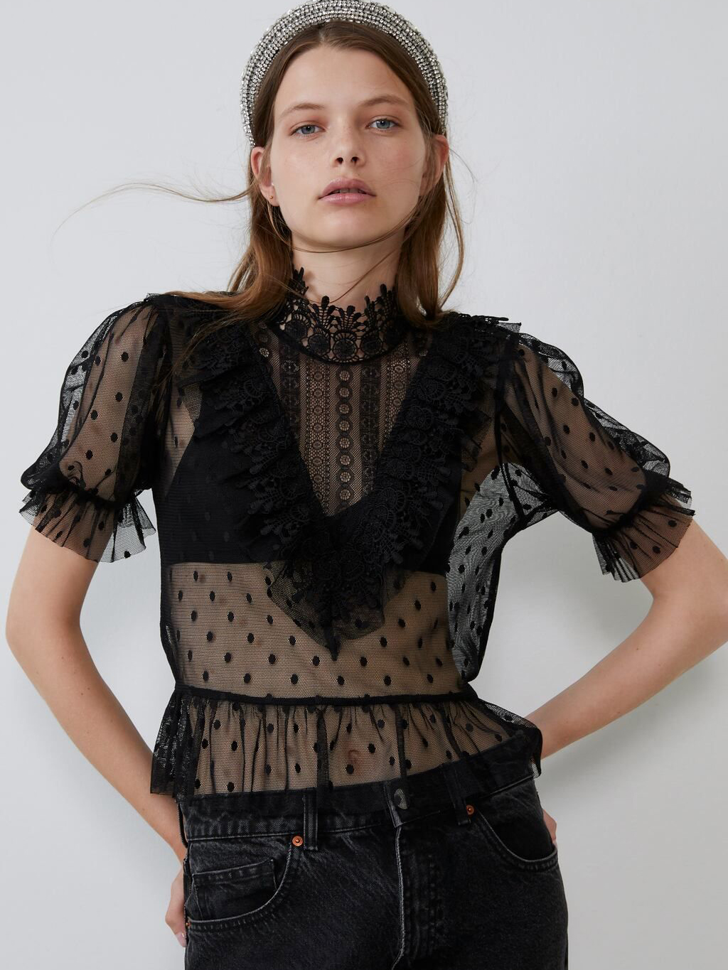 

Блузка Zara 05039913800 M Черная