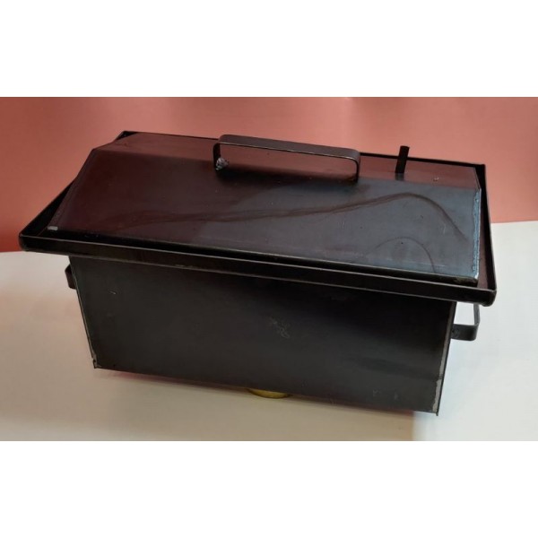 

Коптильня горячего копчения 2мм 46х30х28 см водозатвор