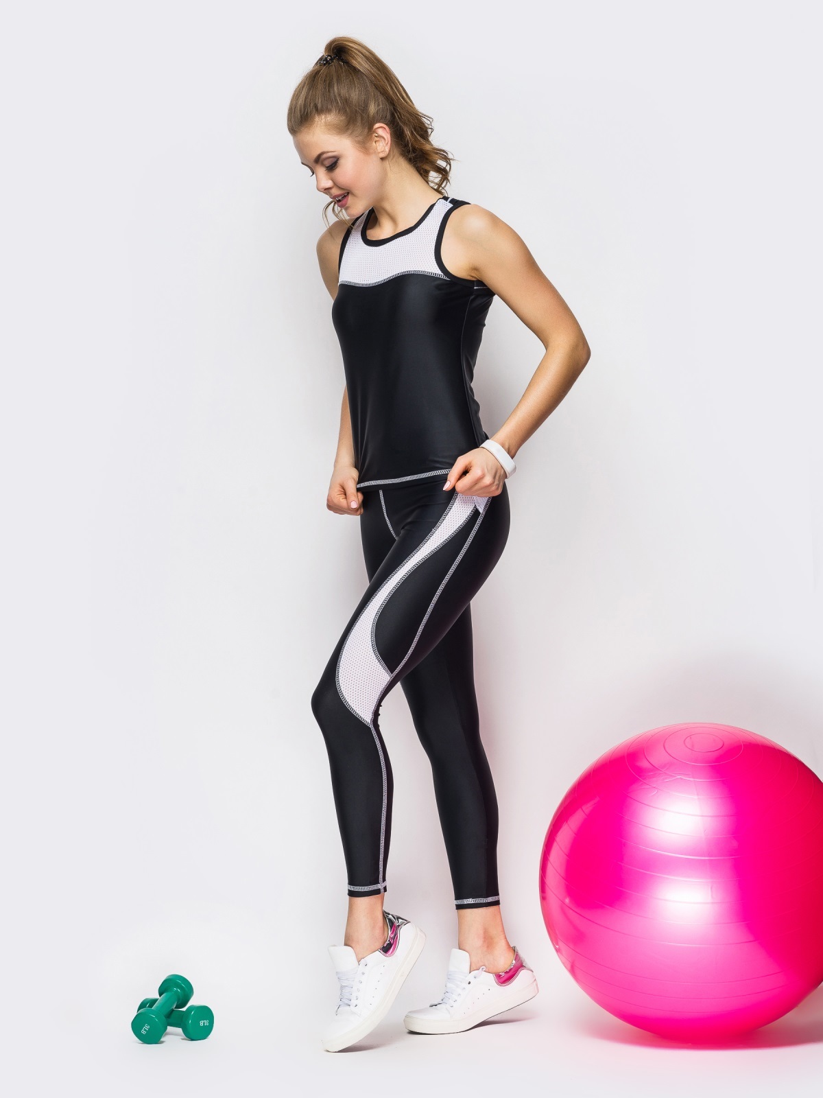 

Спортивный костюм Maximoda ЕМО80017  черный, Спортивный костюм Maximoda ЕМО80017 48 черный