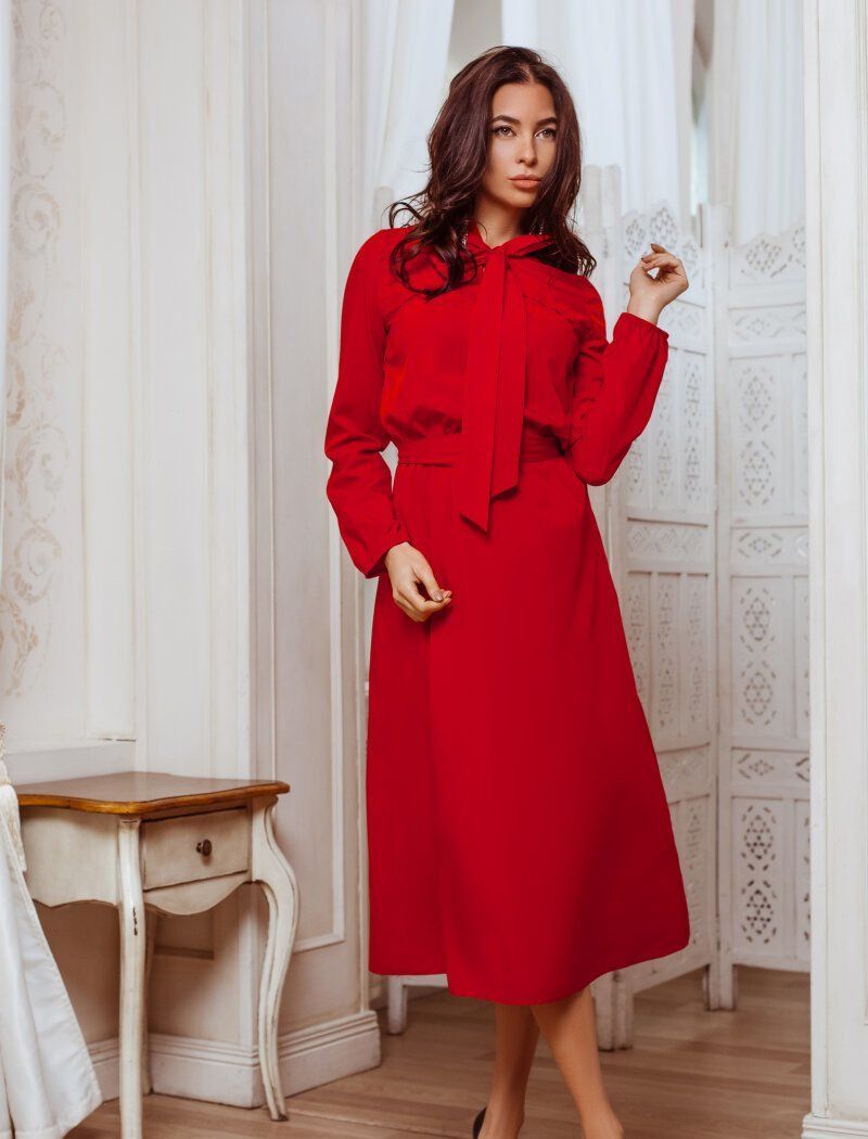 

Платье Maximoda Е888833460 - Красный, Платье Maximoda Е888833460 42-44 Красный
