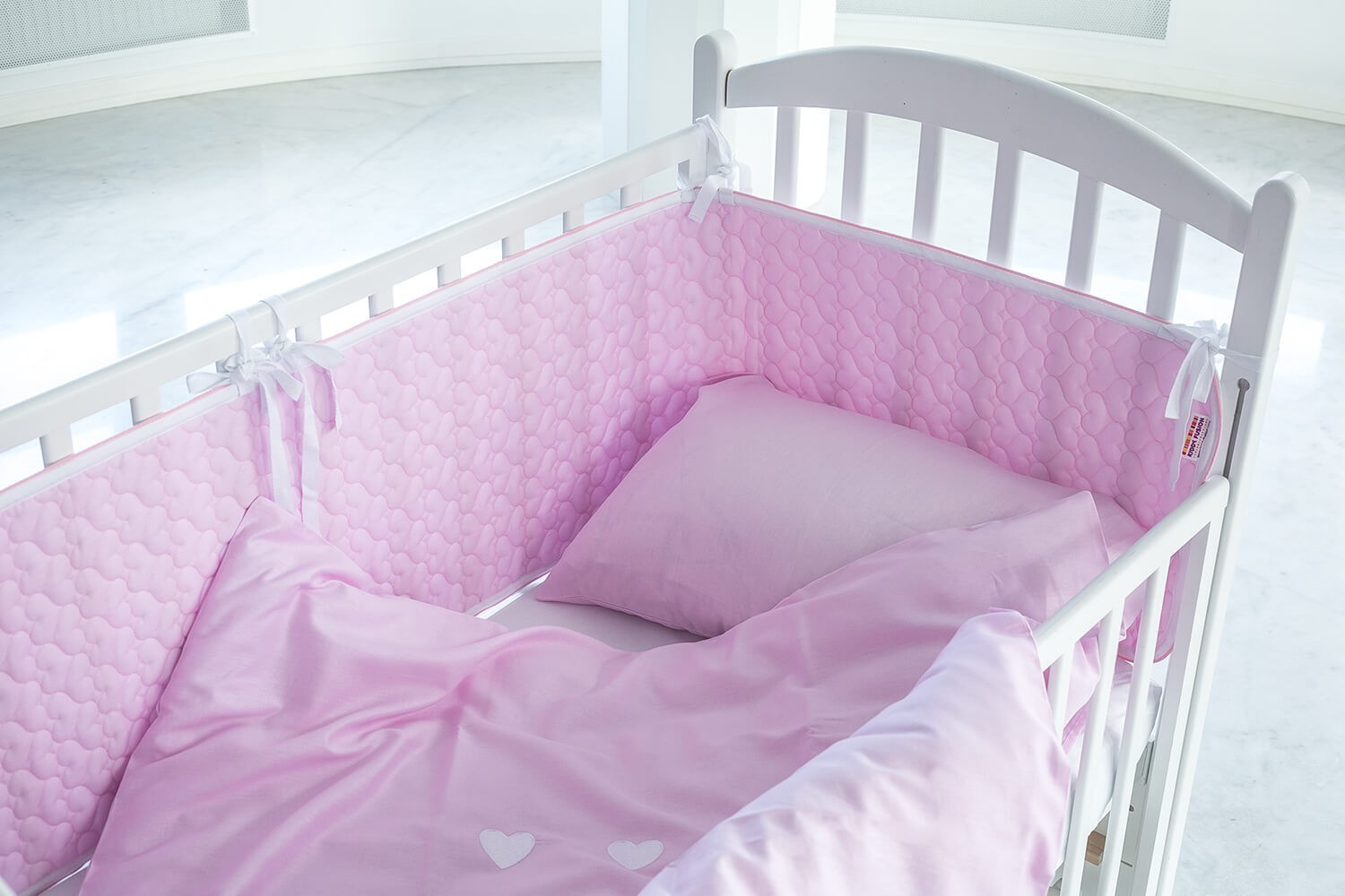 

Комплект постельного белья Kiddy Fusion Сатин Вышитые сердечки 100х140 см Розовый (95/1)
