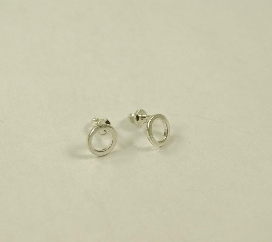 

Пусеты круг Maxi Silver 8923