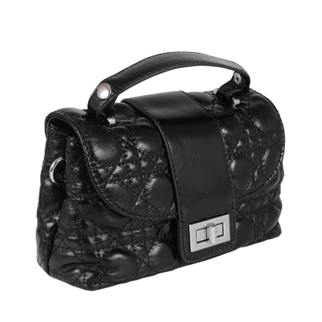 

Женская сумочка Luxury Leather Accessories из натуральной "Масляной" кожи.20971.1