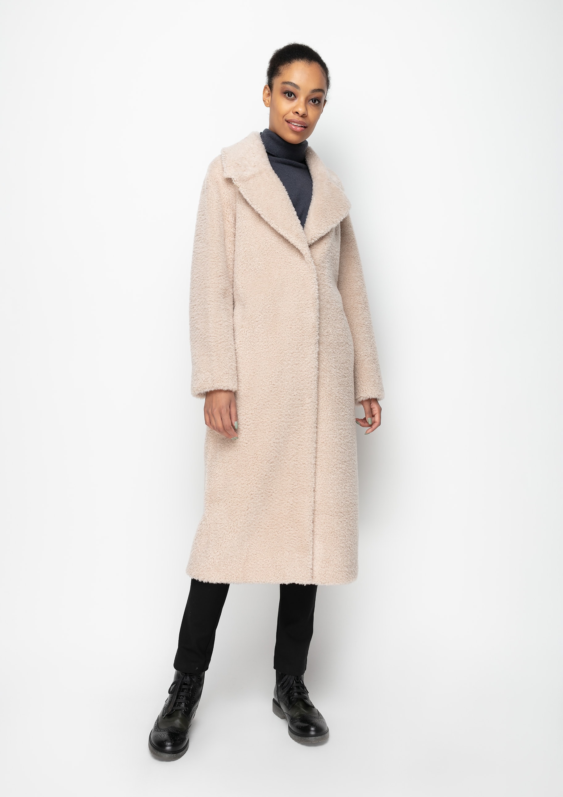 

Дубленка из шерсти Samange 88712K-Y-1 52 Беж