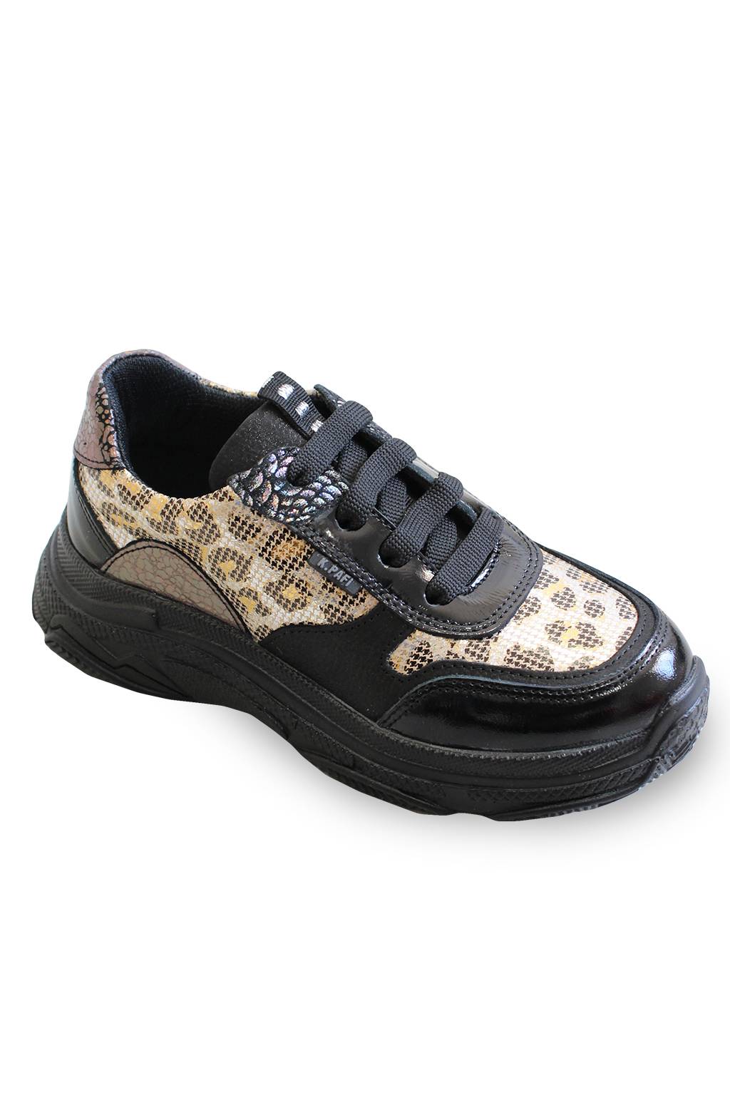

Кроссовки Kemal Pafi 33 RU Черный (2125000680620)