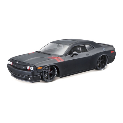 

Автомодель Maisto Design Dodge Challenger SRT8 тюнинг черный 1:24 (32529 black) (10-545742)