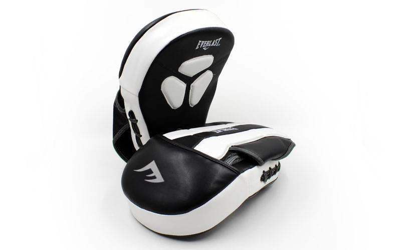 

Лапа Изогнутая (2шт) Everlast MA-024 р-р 30x22x8см