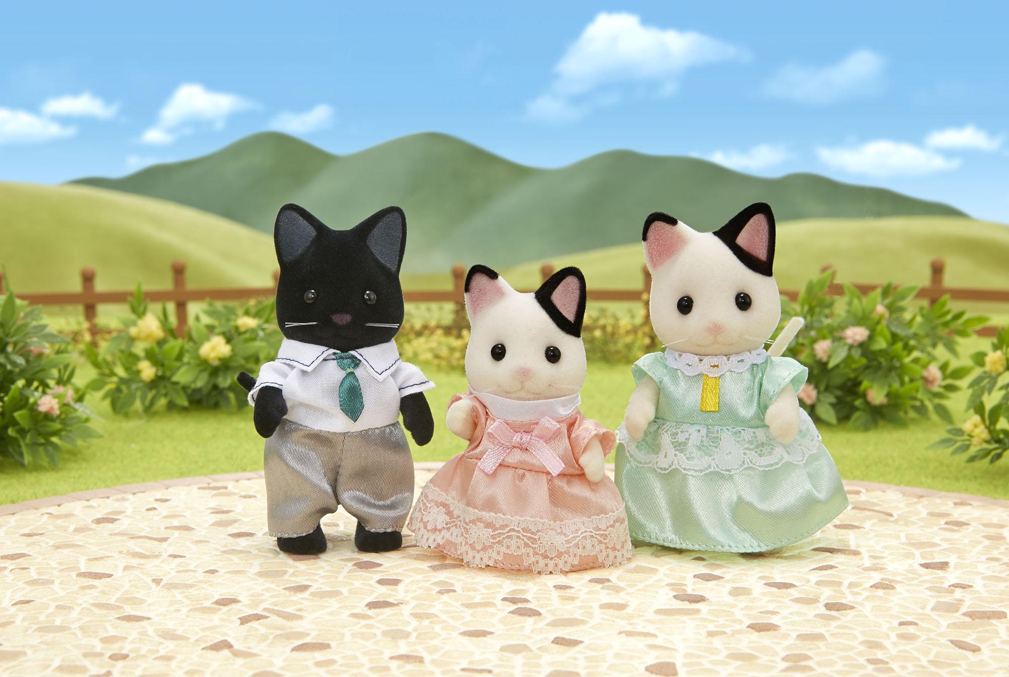 

Игровой набор Sylvanian Families Семья Котов в смокинге (5306)