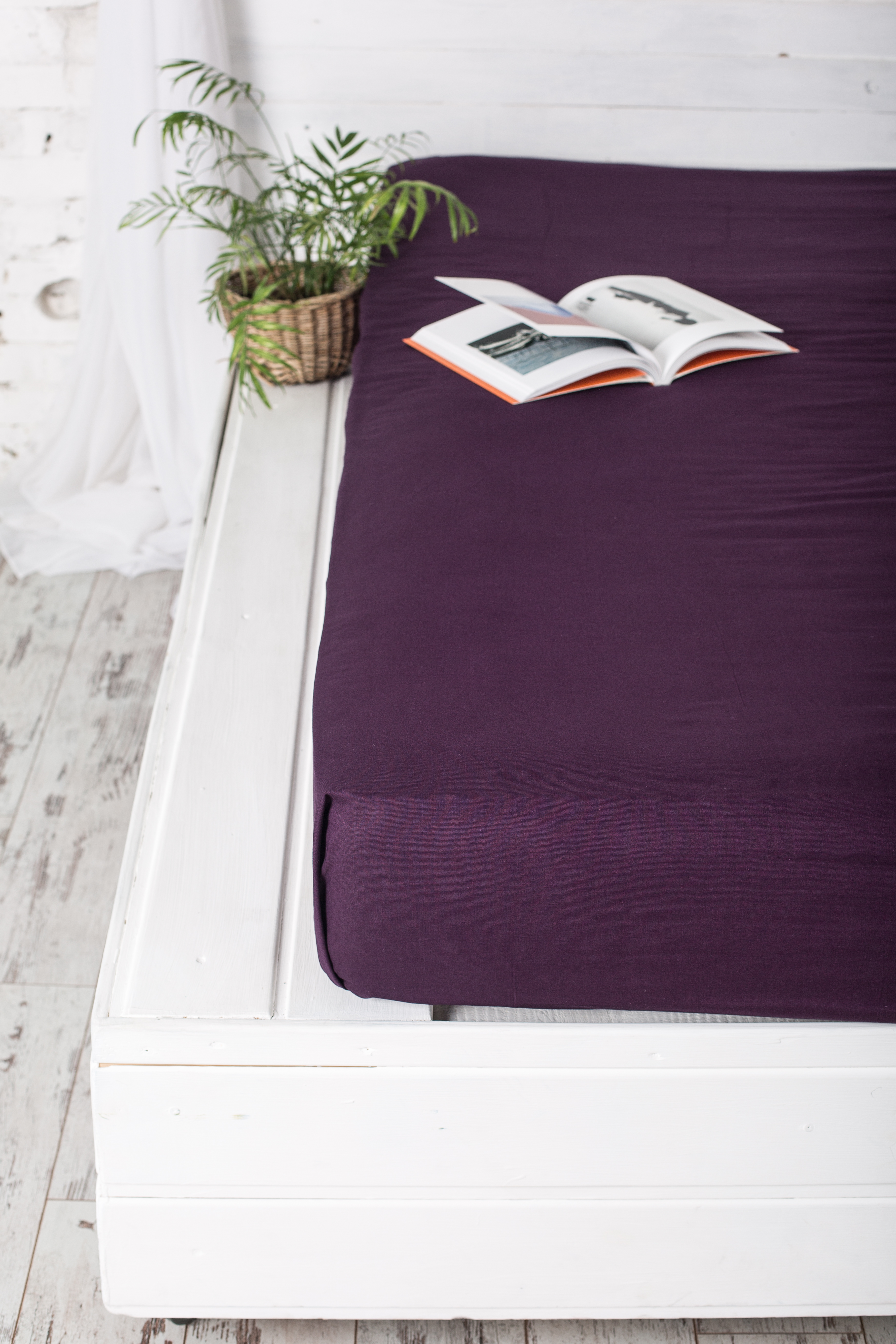 

Простынь на резинке Novita Dark Plum 200х200 см (200*200 рис.00-0221 Dark Plum)