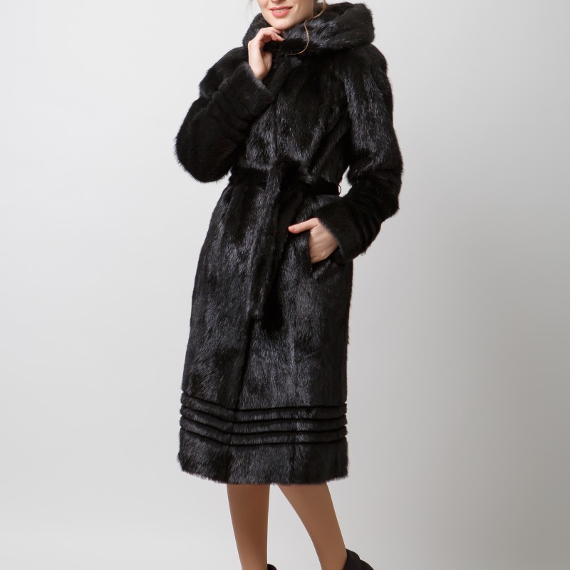 

Шуба из меха нутрии Miss Lora Шинель One Size Черная (9055)