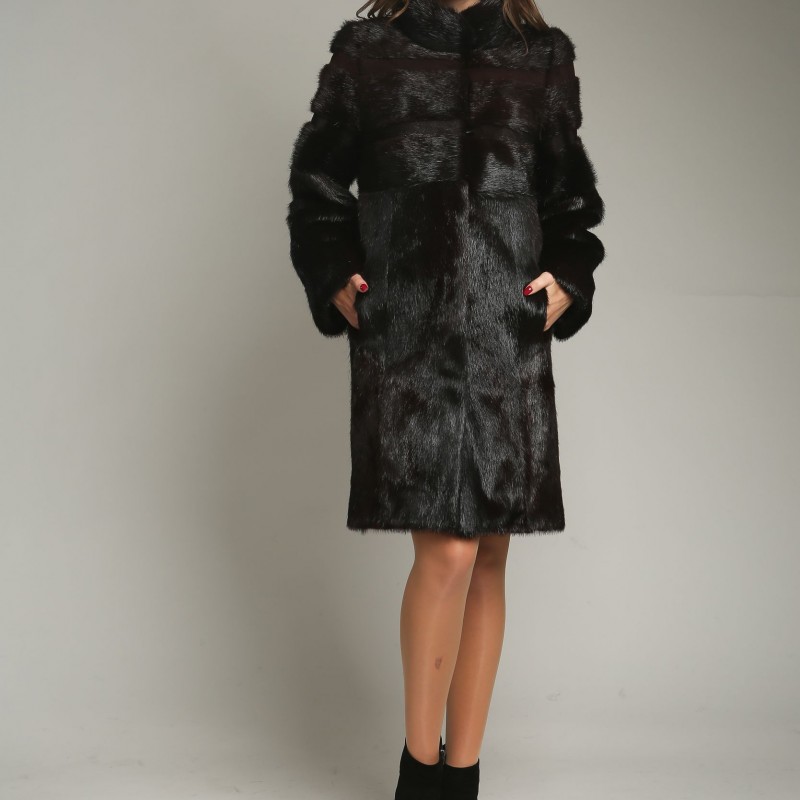 

Шуба из меха нутрии Miss Lora Вариант 2 One Size Коричневая (2868)