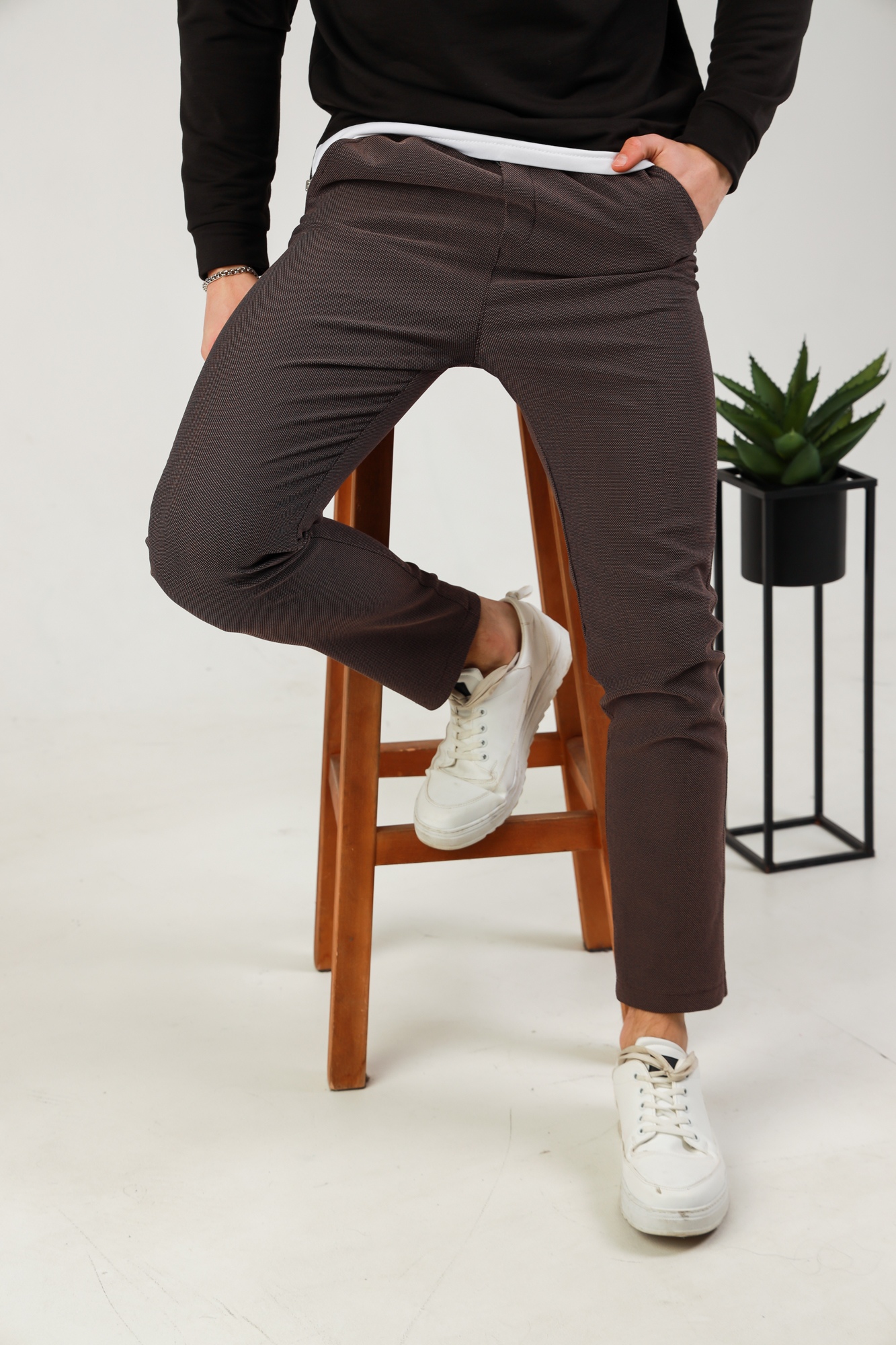 

Мужские брюки Fashion Man BD0207 коричневые рXL