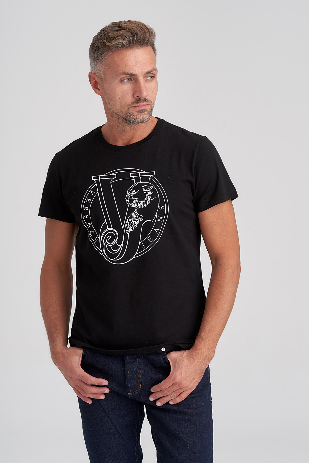 

Черная футболка с логотипом VERSACE JEANS 1608 XXL