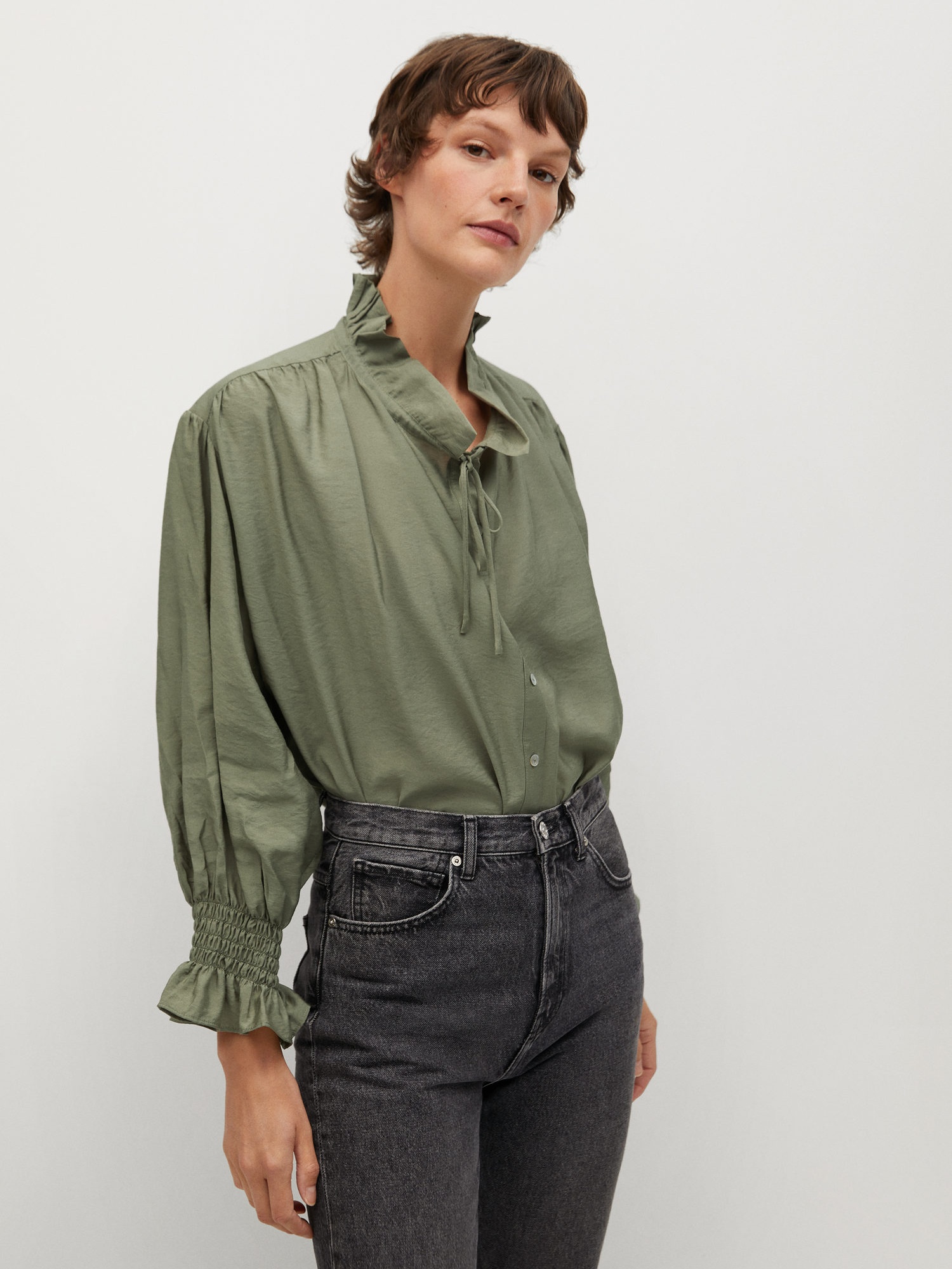 

Блузка Mango 87090529-43 XS