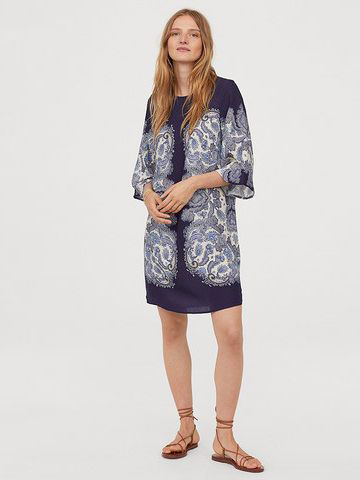 

Платье H&M 0745477-9 48 Темно-синее