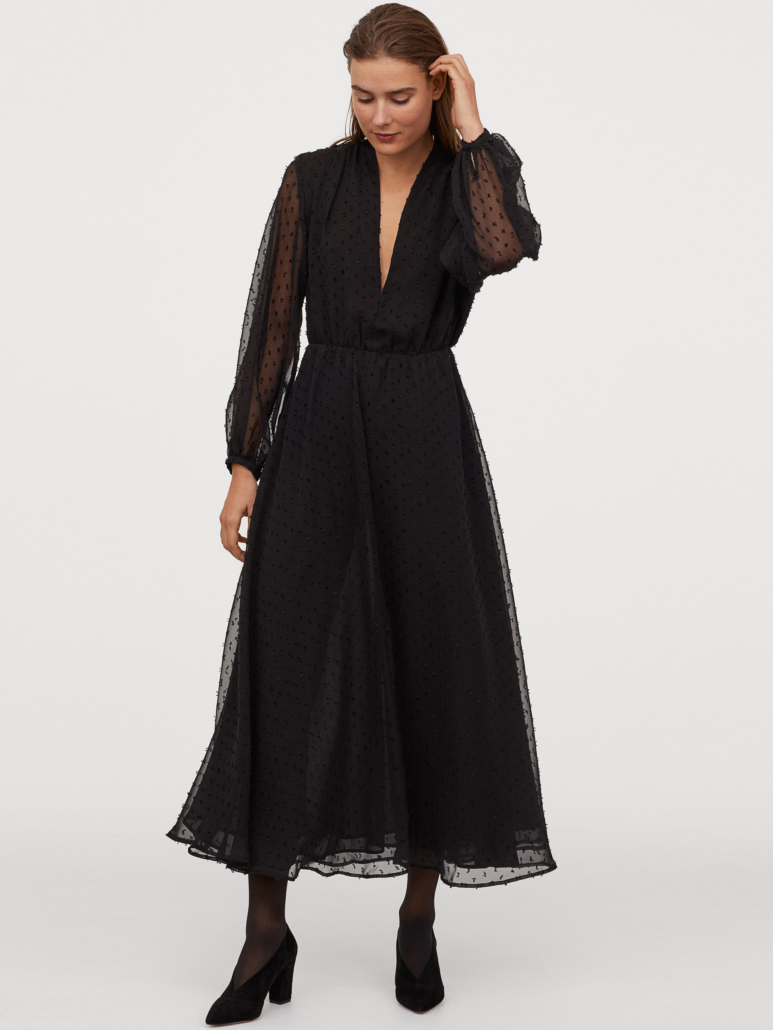 

Платье H&M 0830166-0 42 Черное