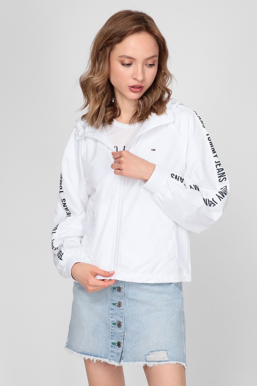 

Женская белая ветровка TJW TAPE SLEEVE WINDBREAKER Tommy Hilfiger L DW0DW09929
