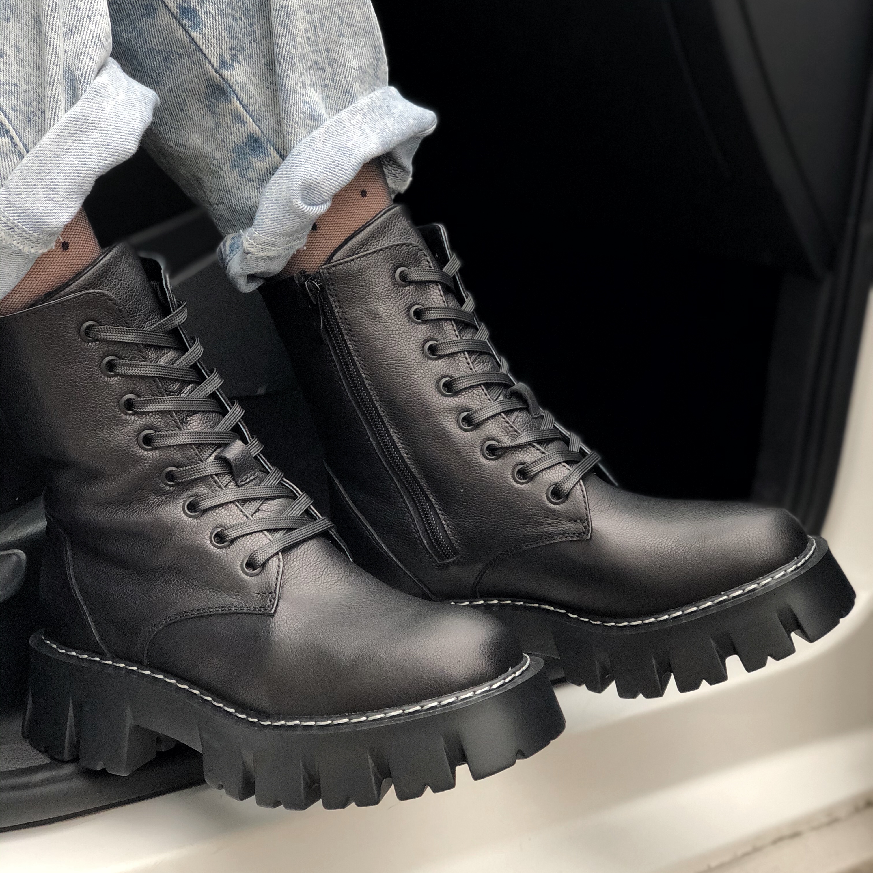 

Женские ботинки высокие HBM Martens 021, черный, натуральная кожа,36 размер