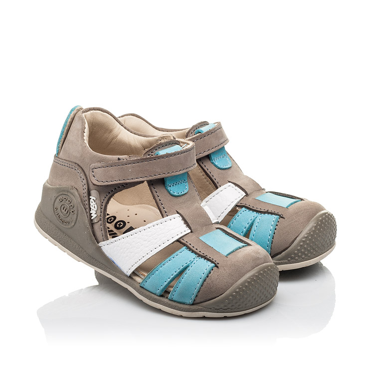 

Закрытые босоножки Woopy Fashion 24 серый (8006)