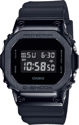 

Часы CASIO GM-5600B-1ER