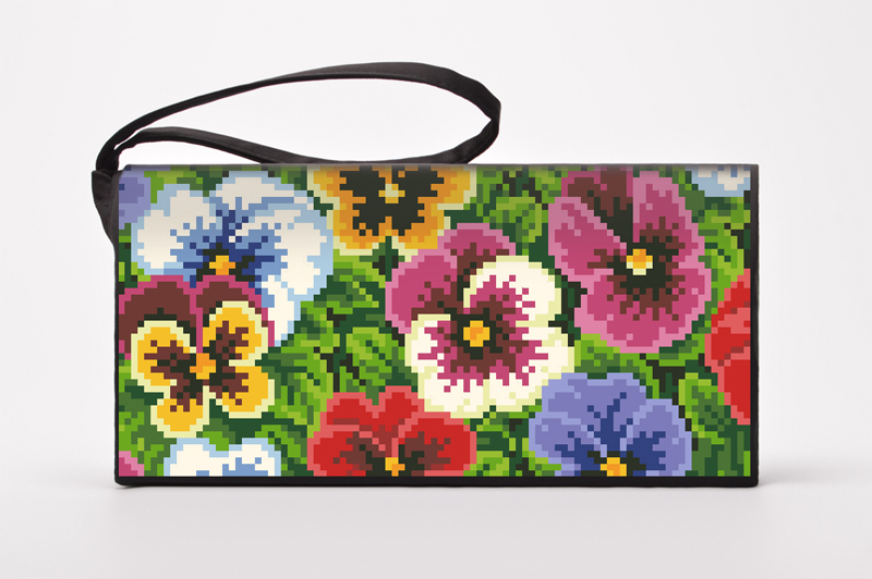 

Набір для вишивки бісером Барвиста Вишиванка заготовки пошитого клатча Мальовничі братки (КЛ172кЧ1301k)