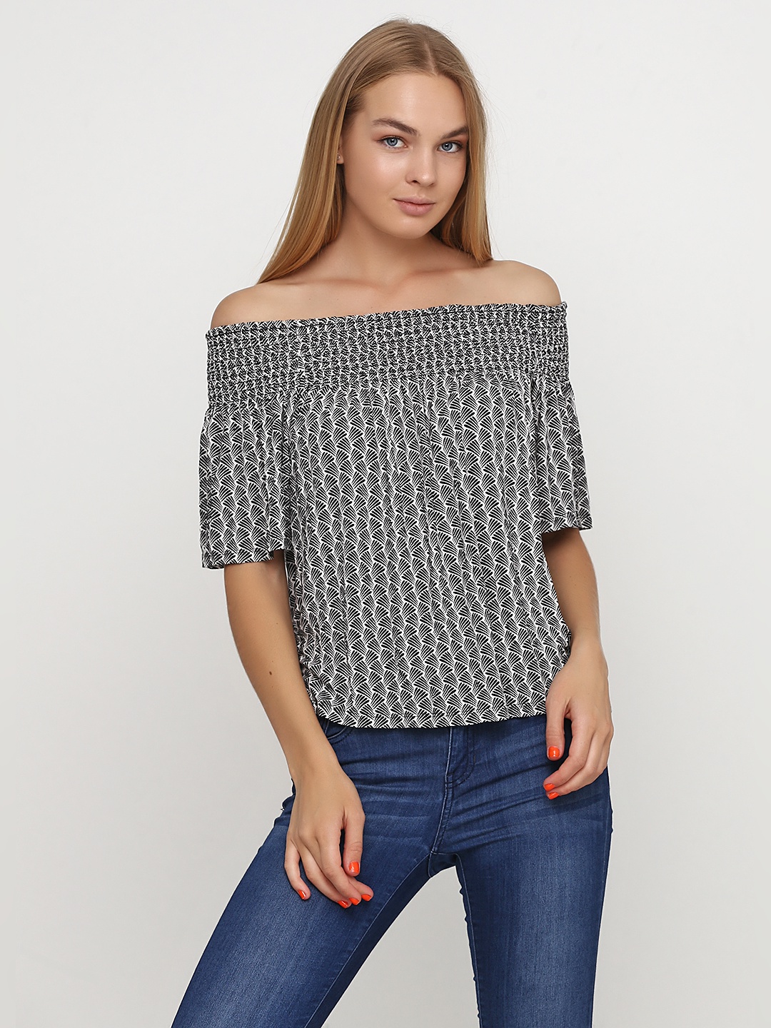 

Блузка H&M 0414363  Белая с черным, Блузка H&M 0414363 S Белая с черным