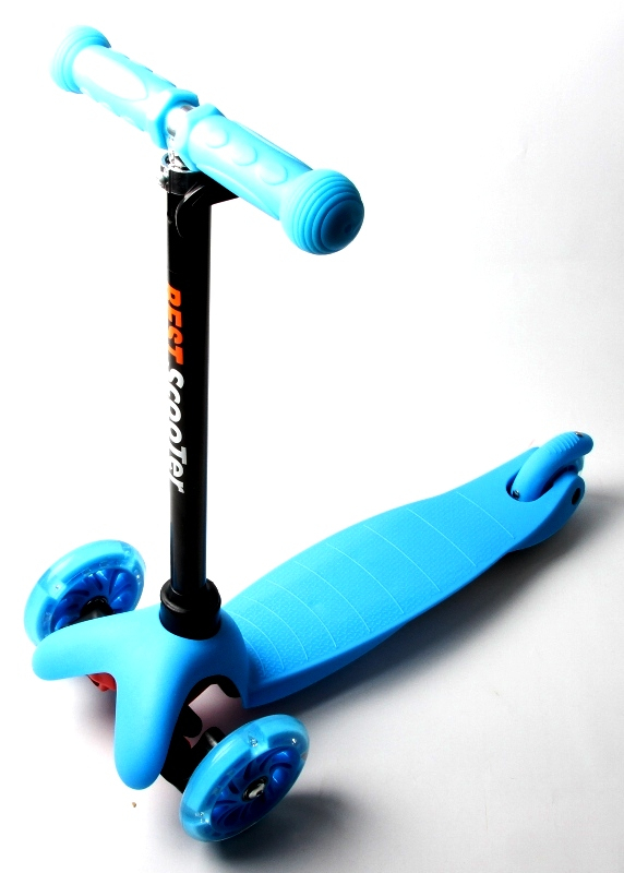 

Детский трехколесный самокат Scooter Micro Mini со светящимися колесами, Blue