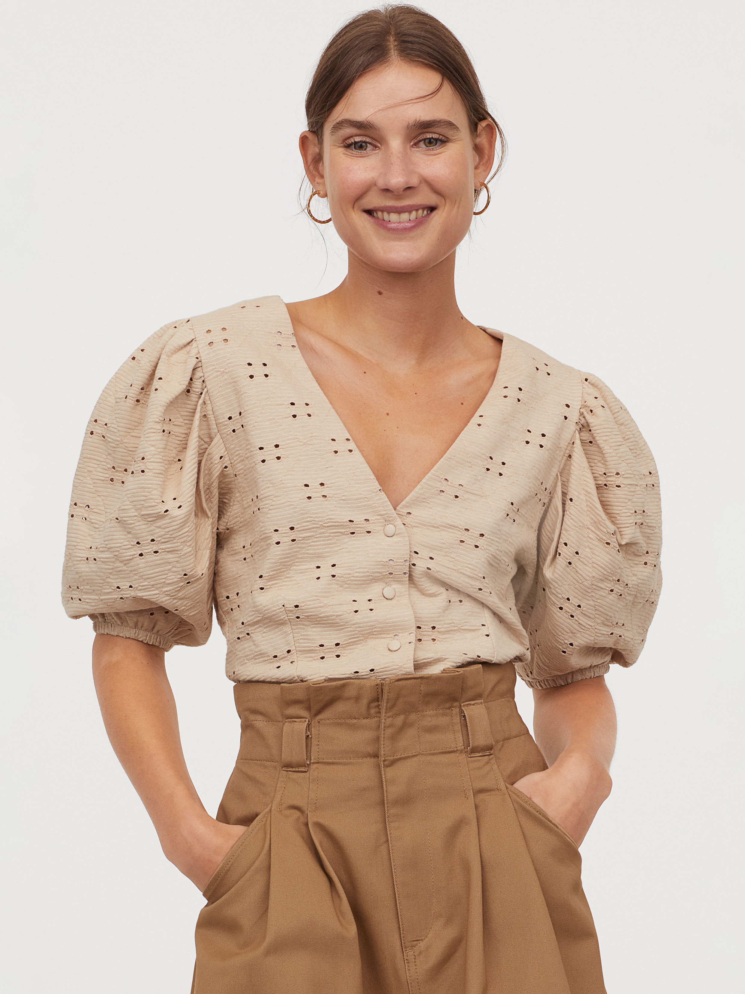 

Блузка H&M 0832362-1 S Бежевая
