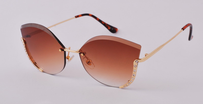 

Солнцезащитные очки 18001 brown коричневые