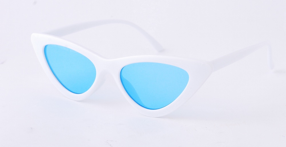 

Солнцезащитные очки 3265 white blue голубой