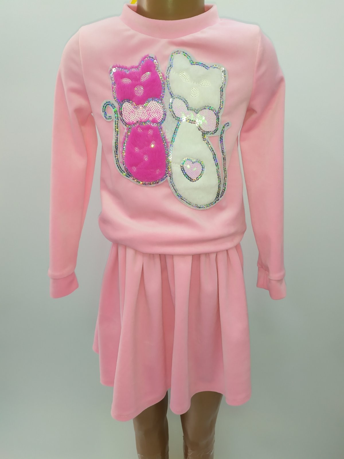

Комплекти для дівчаток For kids з котами 104 рожевий
