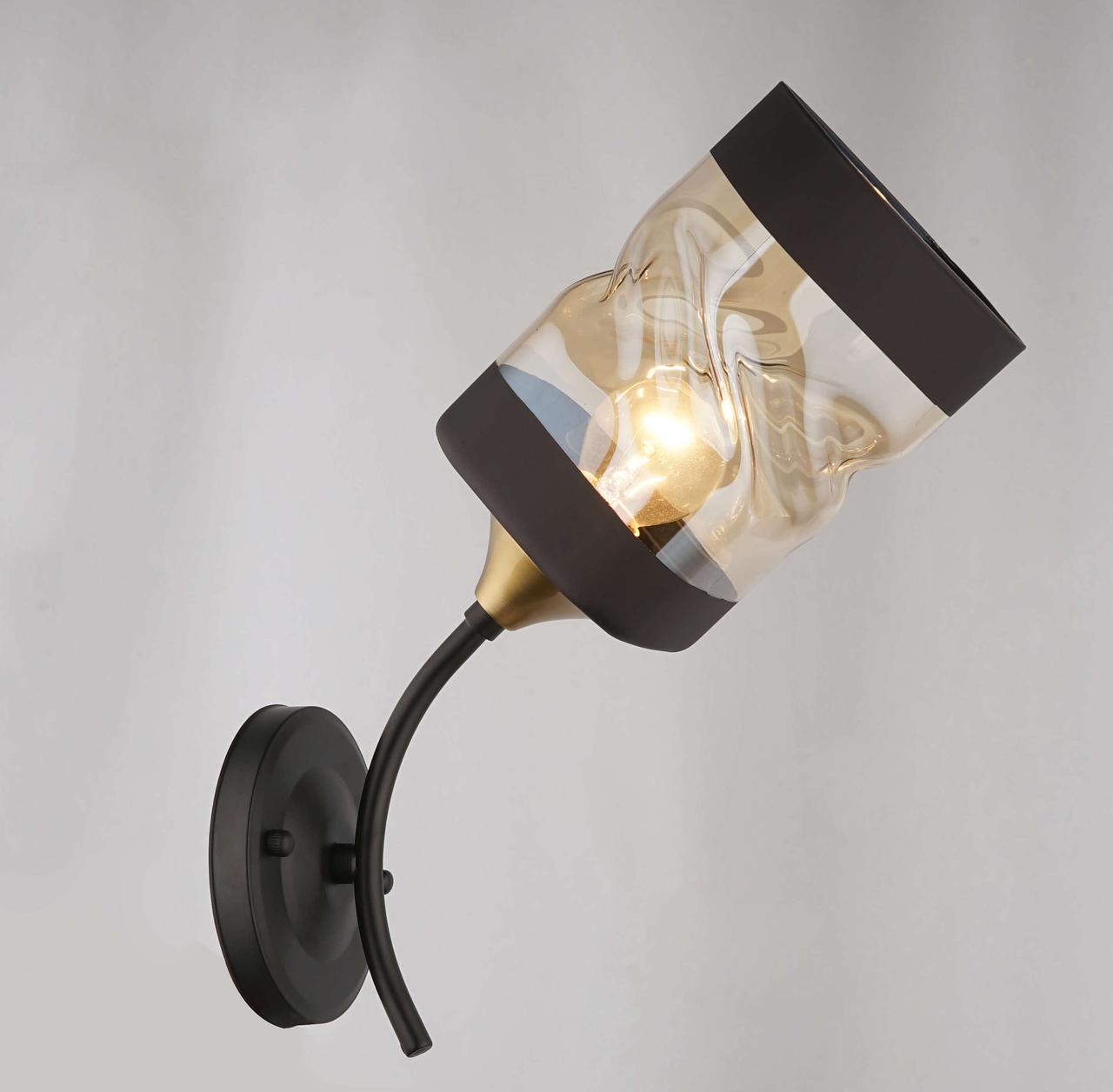 

Бра настенное лофт SVLIGHT одноламповое 3630/1W золото+черный