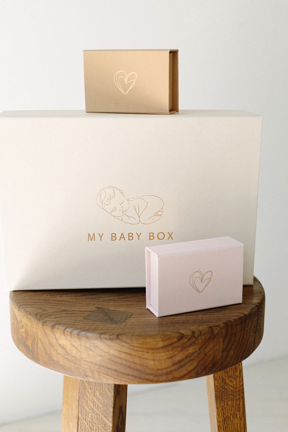 

Меморибокс - подарочный набор для новорожденной девочки NEW BABY BOX