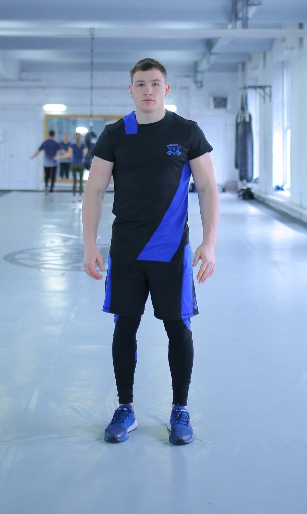 

Мужской спортивный комплект Grade b-black 3.0 FitU S Черный 000151022