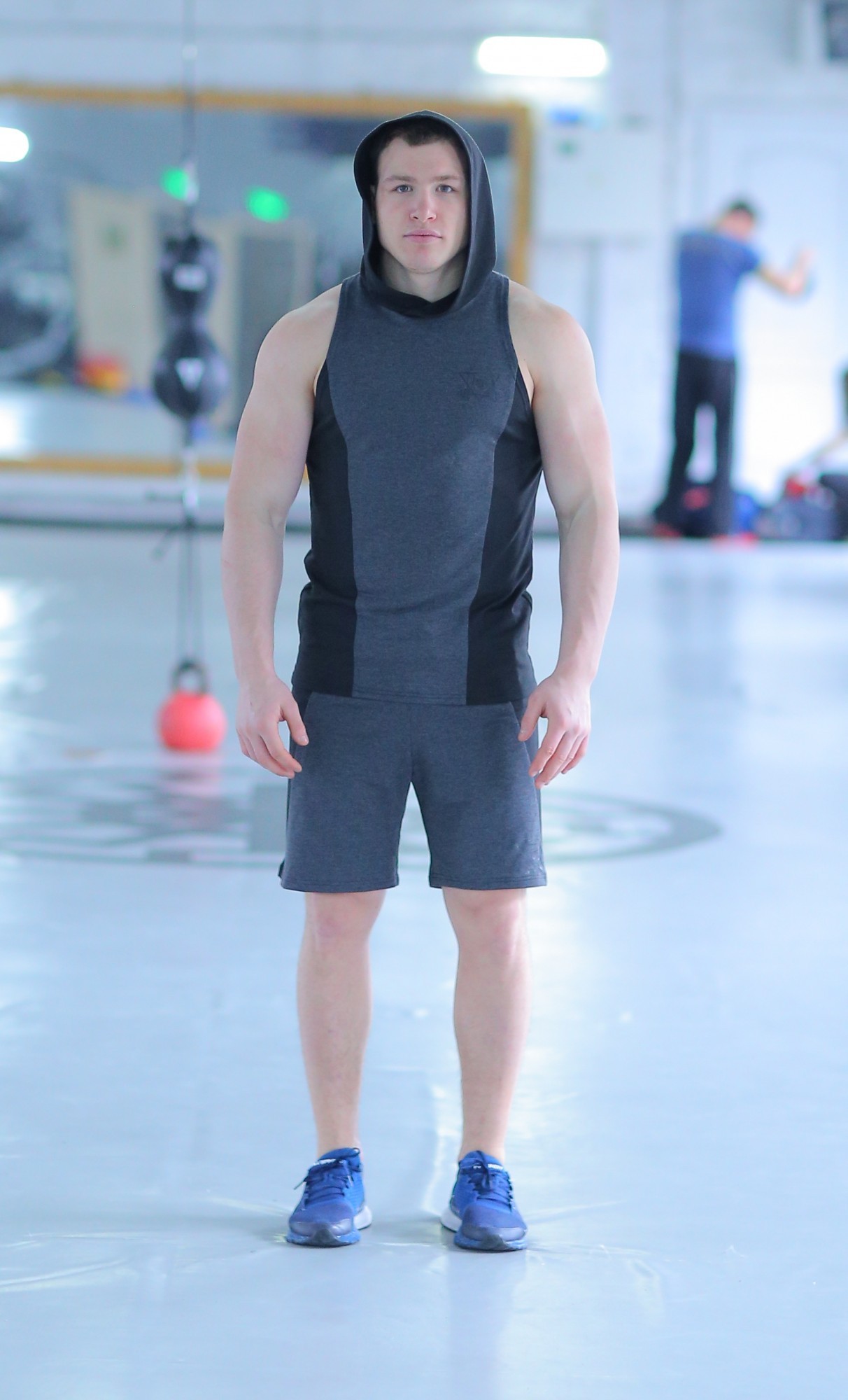 

Мужской спортивный комплект Hush gray 1,2 FitU L Серый 000150160