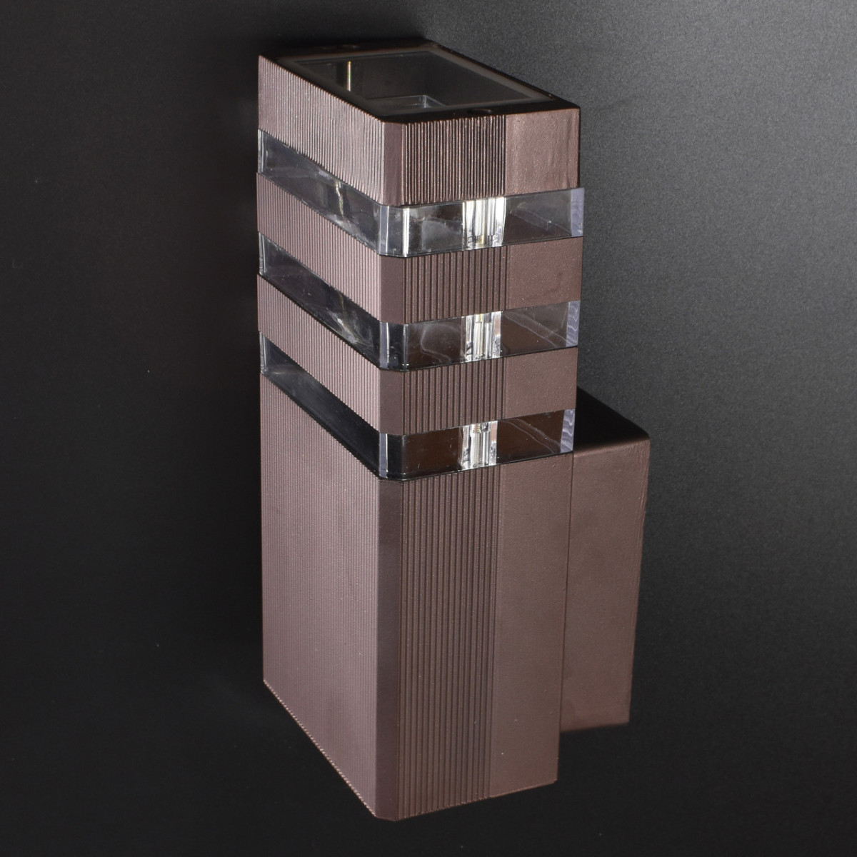 

Фонарь настенный 8024/1-cf Коричневый 23х11х10 см. Sunnysky (YR-8024/1-cf)