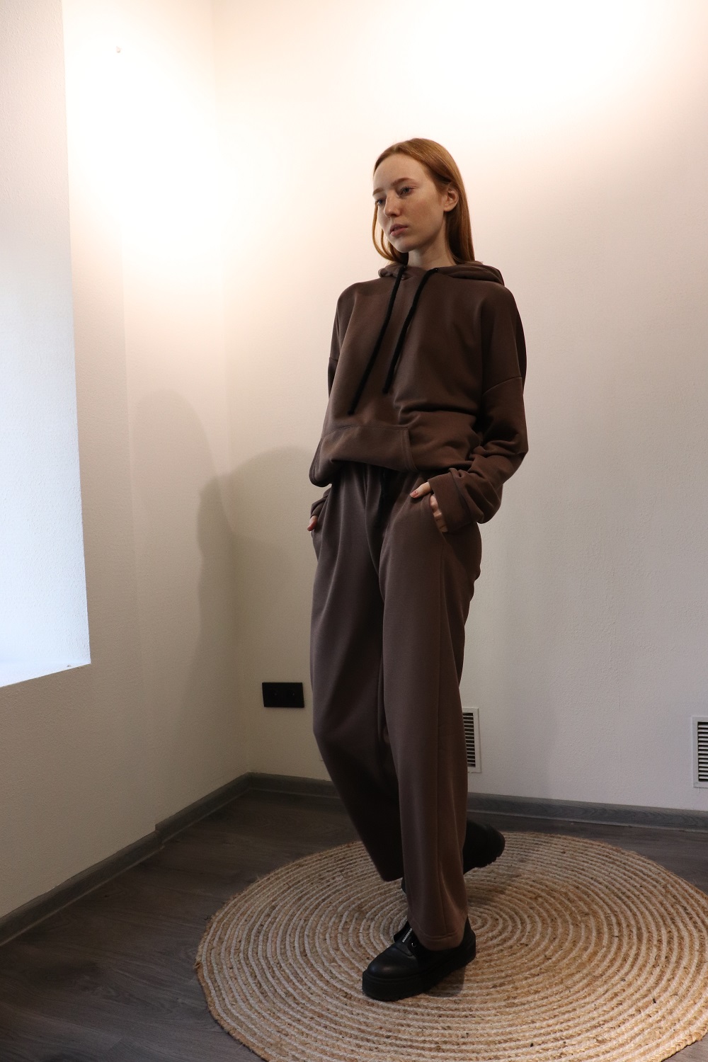 

Худи трехнитка SKRIPKA M/L шоколадное S324
