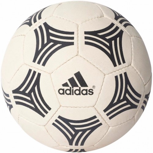 

Футбольный мяч Adidas All Around (для игры на асфальте)